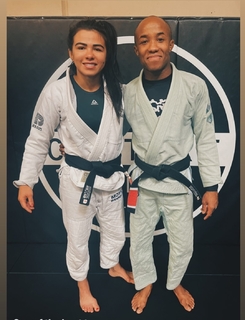 Claudia Gadelha feet photo thumbnail