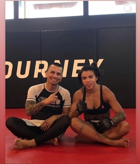 Claudia Gadelha feet photo thumbnail
