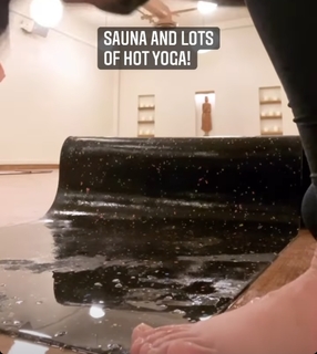 Claudia Gadelha feet photo thumbnail