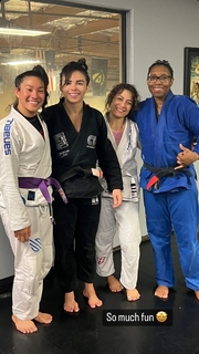Claudia Gadelha feet photo thumbnail