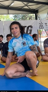 Claudia Gadelha feet photo thumbnail