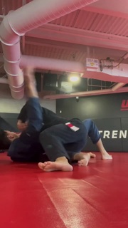 Claudia Gadelha feet photo thumbnail