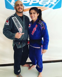 Claudia Gadelha feet photo thumbnail