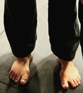 Claudia Gadelha feet photo thumbnail