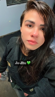 Claudia Gadelha feet photo thumbnail