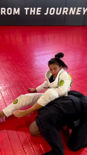 Claudia Gadelha feet photo thumbnail
