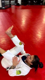 Claudia Gadelha feet photo thumbnail