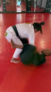 Claudia Gadelha feet photo thumbnail