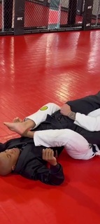 Claudia Gadelha feet photo thumbnail