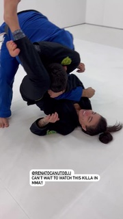 Claudia Gadelha feet photo thumbnail