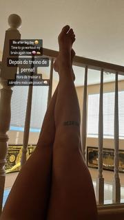 Claudia Gadelha feet photo thumbnail