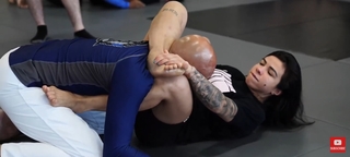 Claudia Gadelha feet photo thumbnail