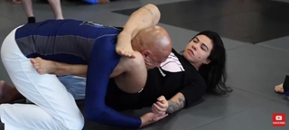 Claudia Gadelha feet photo thumbnail
