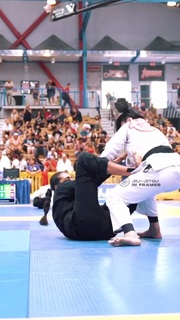 Claudia Gadelha feet photo thumbnail