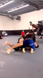 Claudia Gadelha feet photo thumbnail