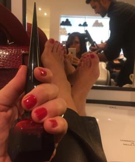 Claudia Galanti feet photo 5