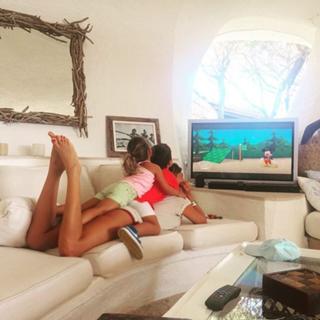 Claudia Galanti feet photo 3