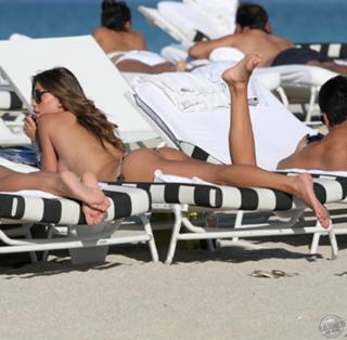 Claudia Galanti feet photo 17