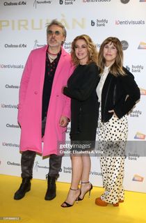 Claudia Gerini feet photo 12