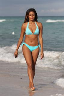 Claudia Jordan feet photo thumbnail