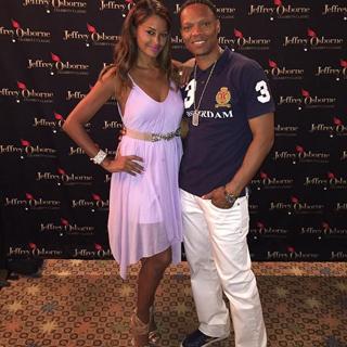 Claudia Jordan feet photo thumbnail