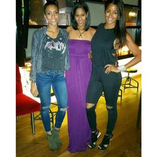 Claudia Jordan feet photo thumbnail