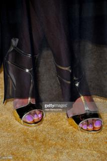 Claudia Jordan feet photo thumbnail