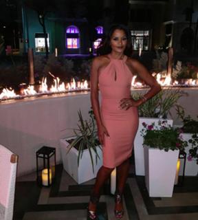 Claudia Jordan feet photo thumbnail