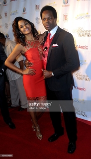 Claudia Jordan feet photo thumbnail