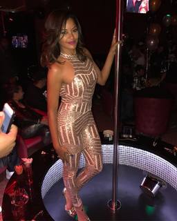 Claudia Jordan feet photo thumbnail