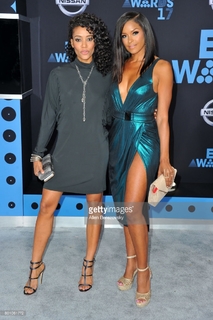 Claudia Jordan feet photo thumbnail