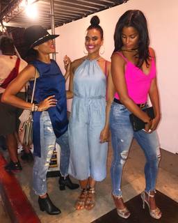 Claudia Jordan feet photo thumbnail