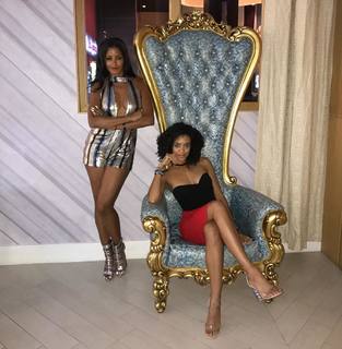 Claudia Jordan feet photo thumbnail