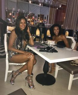 Claudia Jordan feet photo thumbnail