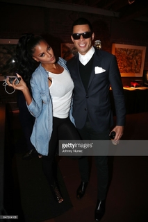 Claudia Jordan feet photo thumbnail