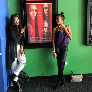 Claudia Jordan feet photo thumbnail