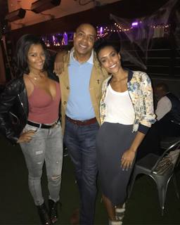 Claudia Jordan feet photo thumbnail