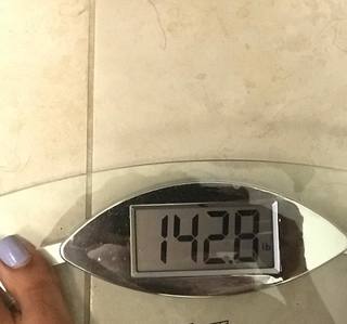 Claudia Jordan feet photo thumbnail