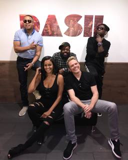 Claudia Jordan feet photo thumbnail