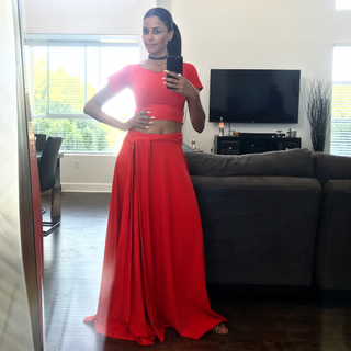 Claudia Jordan feet photo thumbnail