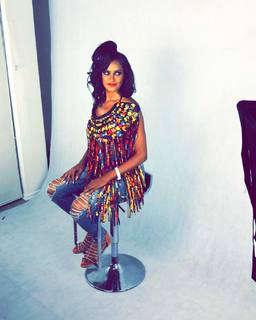 Claudia Jordan feet photo thumbnail