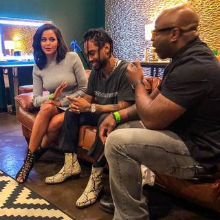 Claudia Jordan feet photo thumbnail