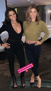 Claudia Jordan feet photo thumbnail