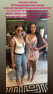 Claudia Jordan feet photo thumbnail