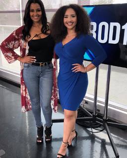 Claudia Jordan feet photo thumbnail