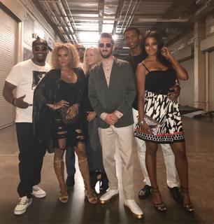 Claudia Jordan feet photo thumbnail