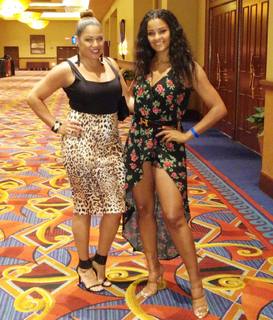 Claudia Jordan feet photo thumbnail