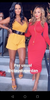 Claudia Jordan feet photo thumbnail