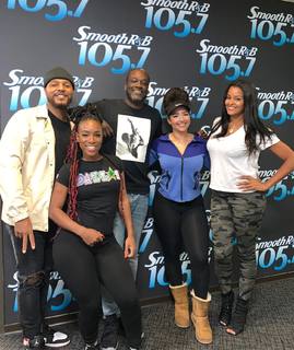 Claudia Jordan feet photo thumbnail