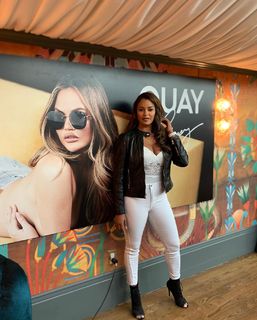 Claudia Jordan feet photo thumbnail